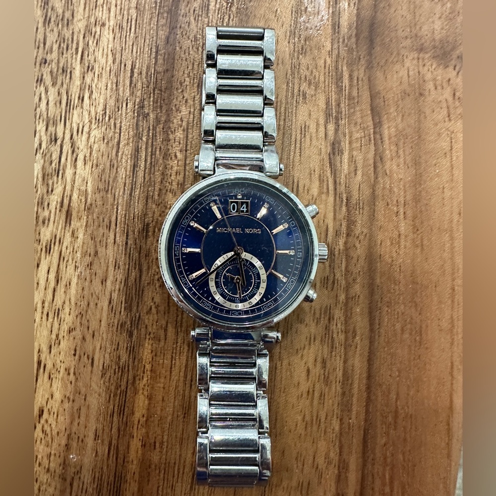 Michael Kors Women's Sawyer Chronograph Watch MK6224 - Picture 2 of 8